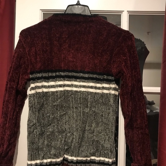 Naji sweater - Picture 3 of 3